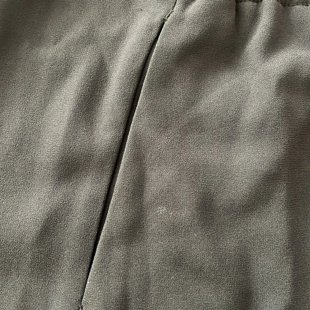 ARITZIA BABATON DEXTER PULL ON TUXEDO OLIVE PANT SIZE M - Picture 7 of 11